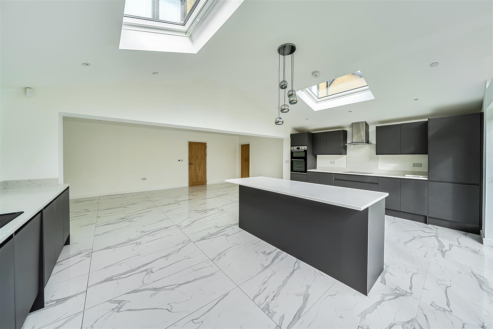 Westfield Road, Waunarlwydd, Swansea, SA5 4SJ